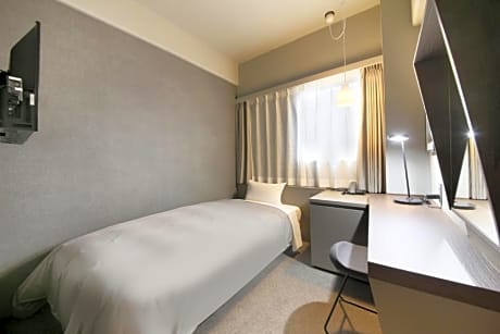 Early Check-In 12:00 - Single Room - Non-Smoking