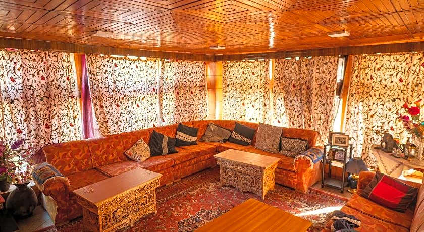 Sangto Green Guest House