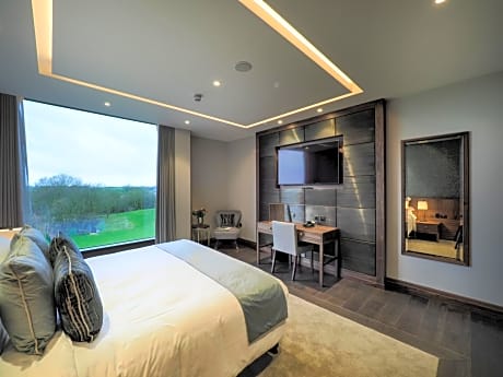 Large Double or Twin Room with Countryside view