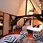 Boutique Hotel Steenhof Suites - Adults Only