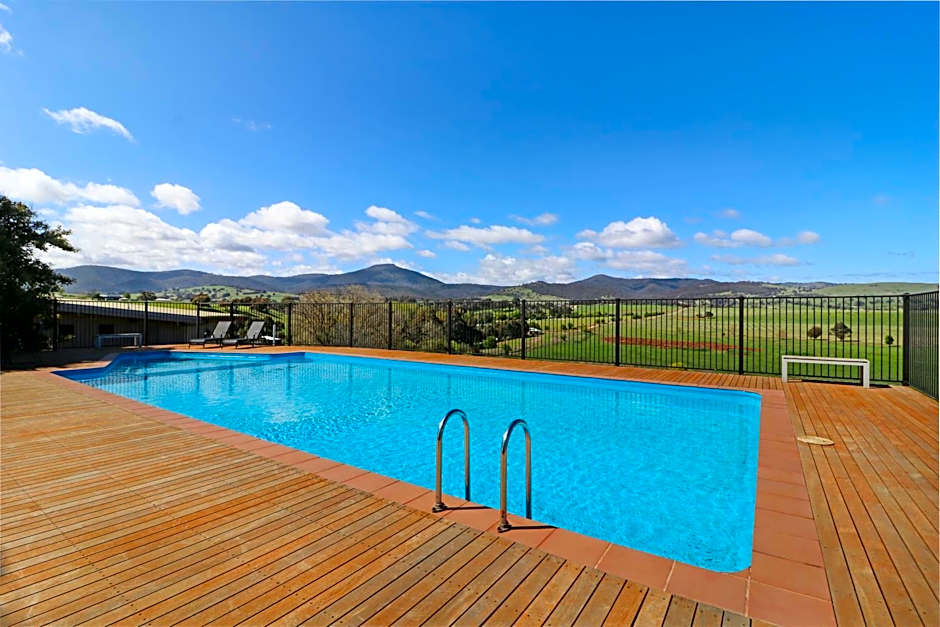 Off Mountain Accommodation