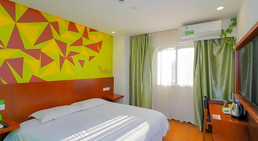 Vatica Shanghai Pudong Dishui Lake Branch