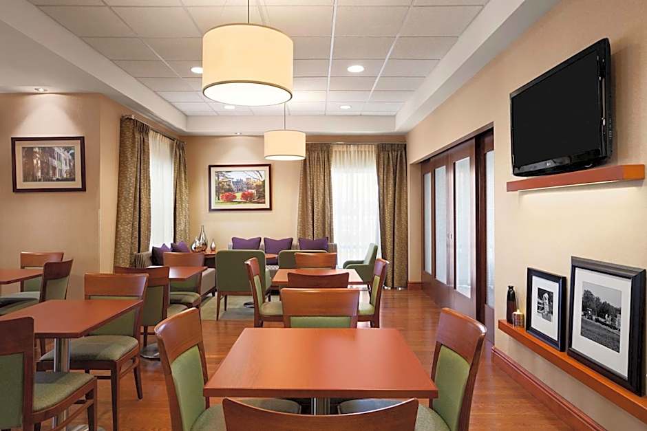 Hampton Inn By Hilton Geneva, NY
