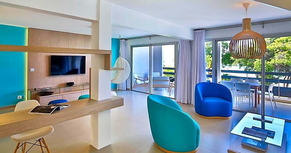 Mahogany Hotel Residence & Spa