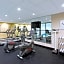 Holiday Inn Express and Suites Batavia By IHG