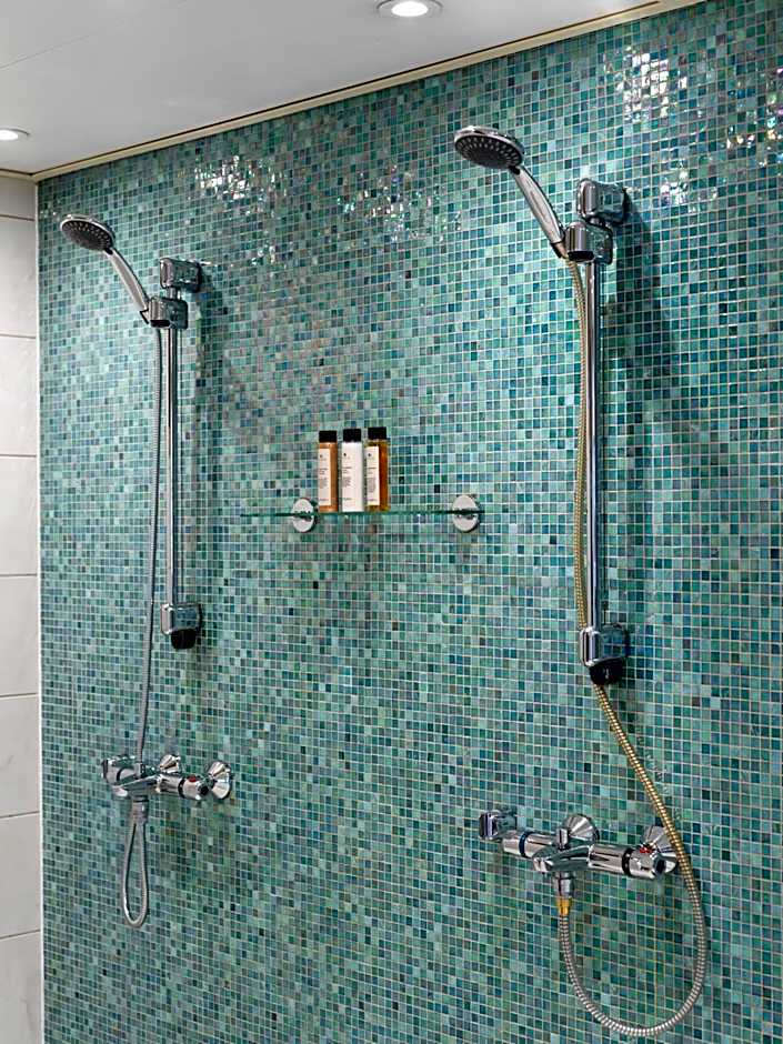 Sunborn London Yacht Hotel