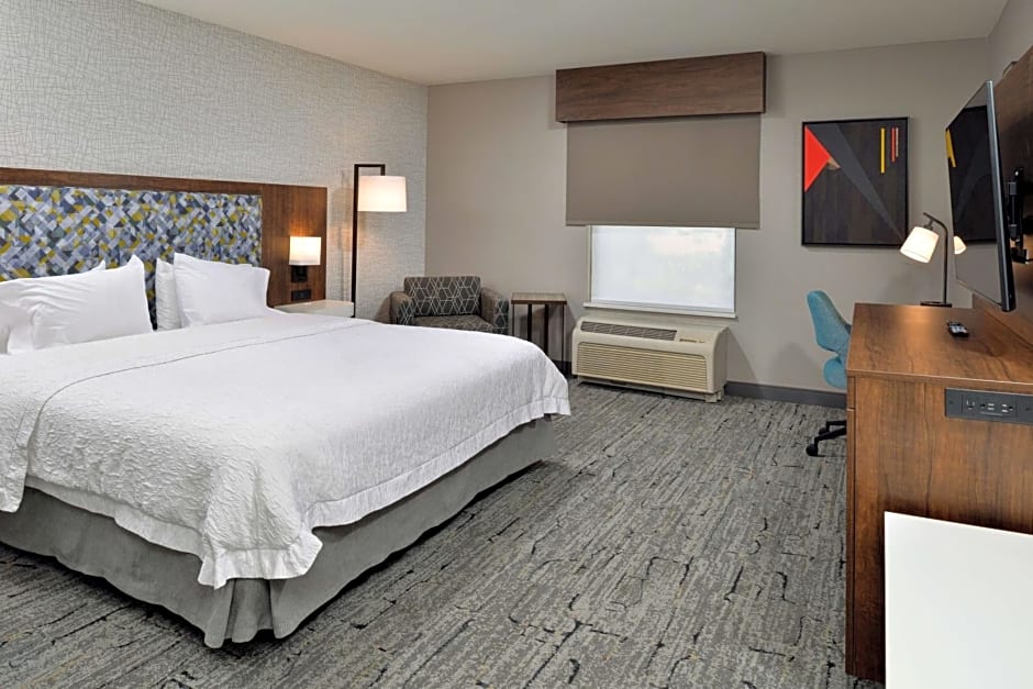 Hampton Inn By Hilton And Suites Las Vegas Airport