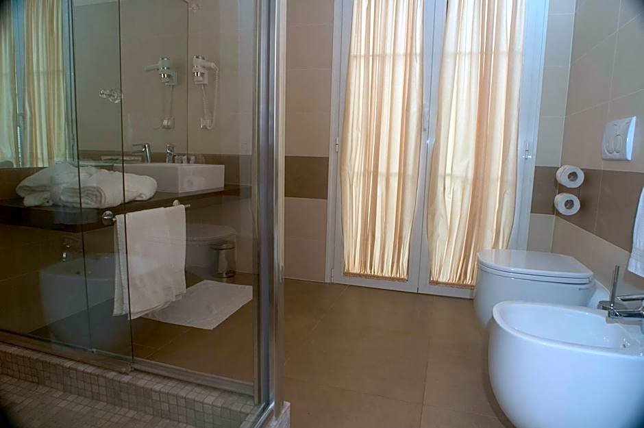 Accademia Hotel