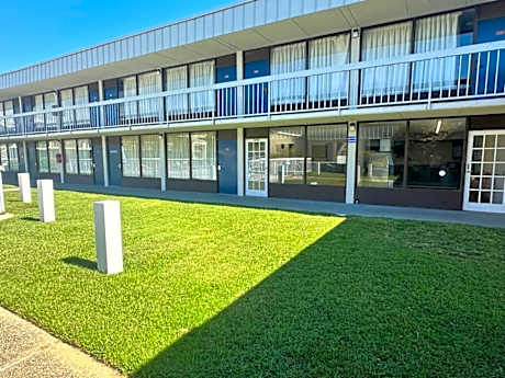 Motel 6 Lugoff, SC