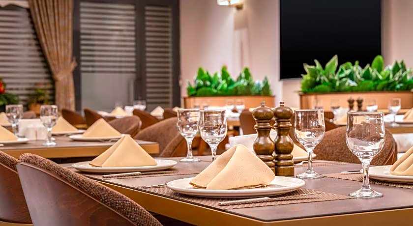 Best Western Premier Hidden Hills Hotel