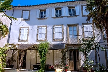 Le Patio Des Senteurs