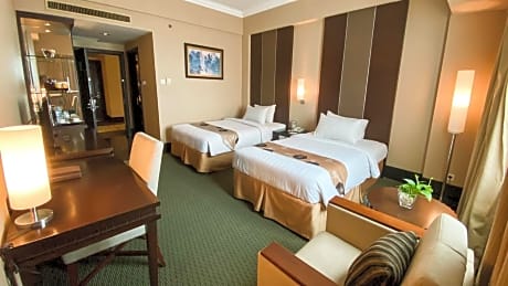 Executive Deluxe Double or Twin Room