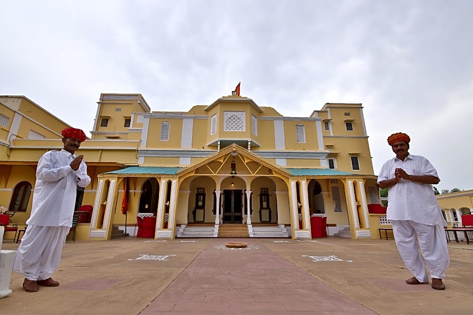 Roop Niwas Kothi Hotel