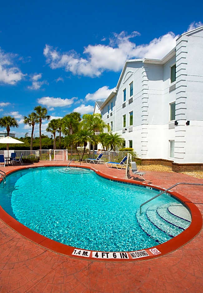 Holiday Inn Express Hotel & Suites Port Charlotte By IHG
