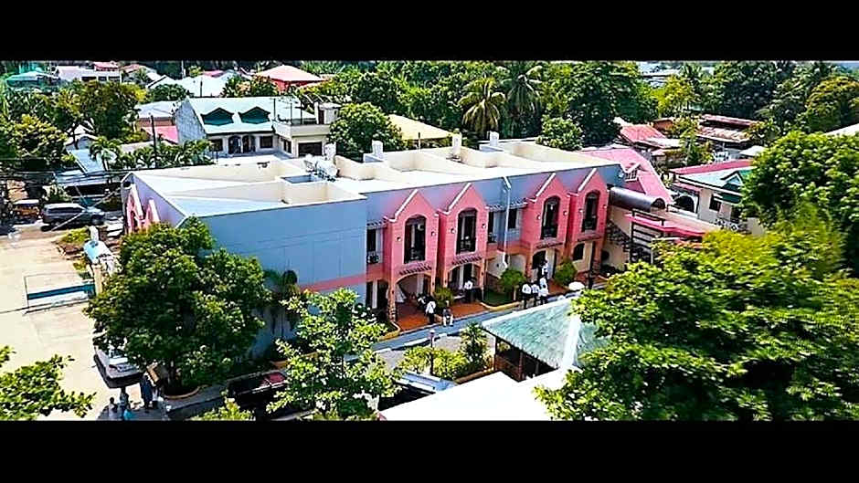 Manora Apartments and Guest House