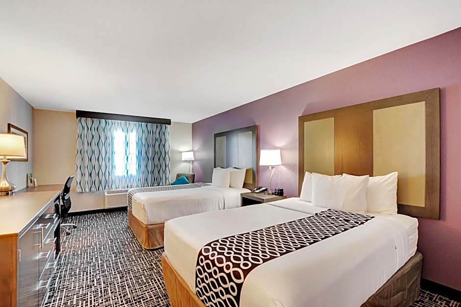 La Quinta Inn & Suites by Wyndham Las Vegas Nellis