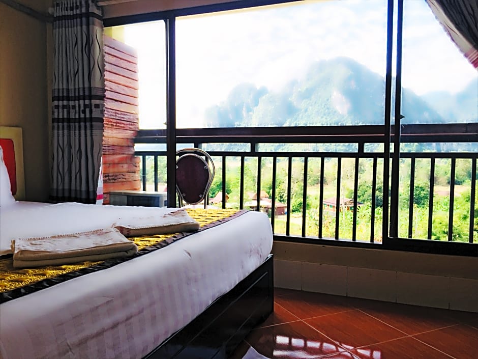 Mountain View Riverside Boutique Hotel