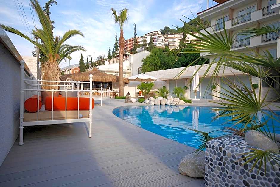 Yacht Boheme Hotel-Boutique Class - Adults Only