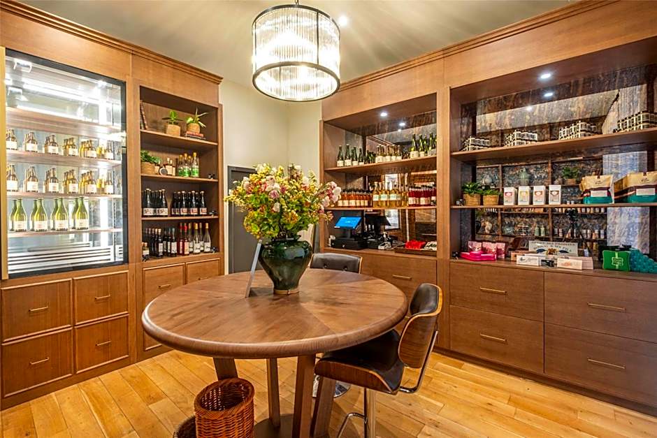 Cour des Loges Lyon, a Radisson Collection Hotel