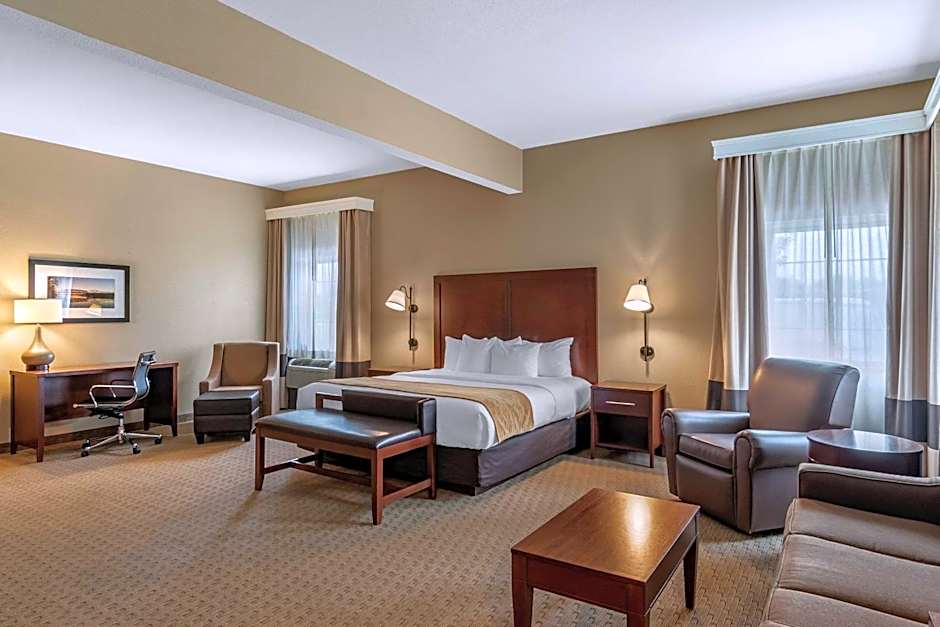 Comfort Inn Warrensburg Station