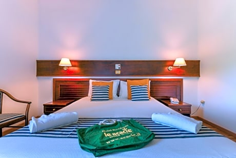 Classic Double or Twin Room