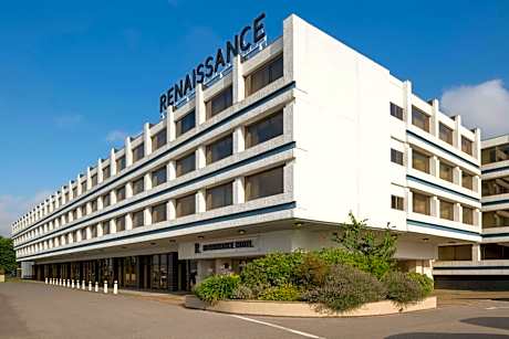 Renaissance by Marriott London Heathrow Hotel