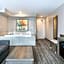 Amsterdam Inn & Suites, an Ascend Collection Hotel