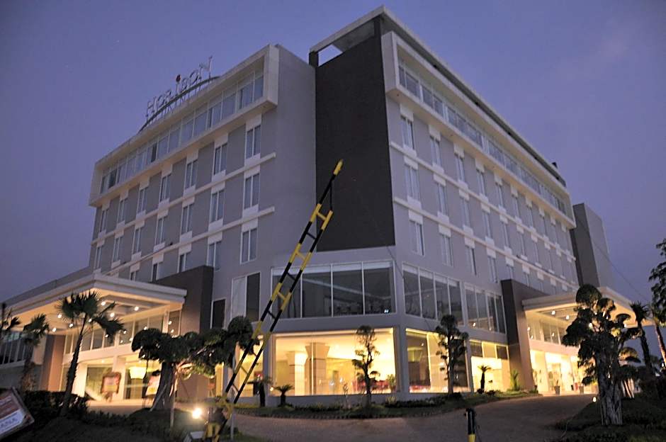 Ascent Premiere Pasuruan