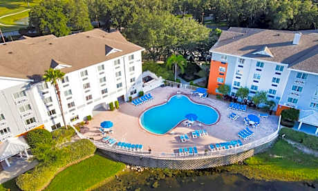 Holiday Inn Express & Suites Clermont SE - West Orlando By IHG