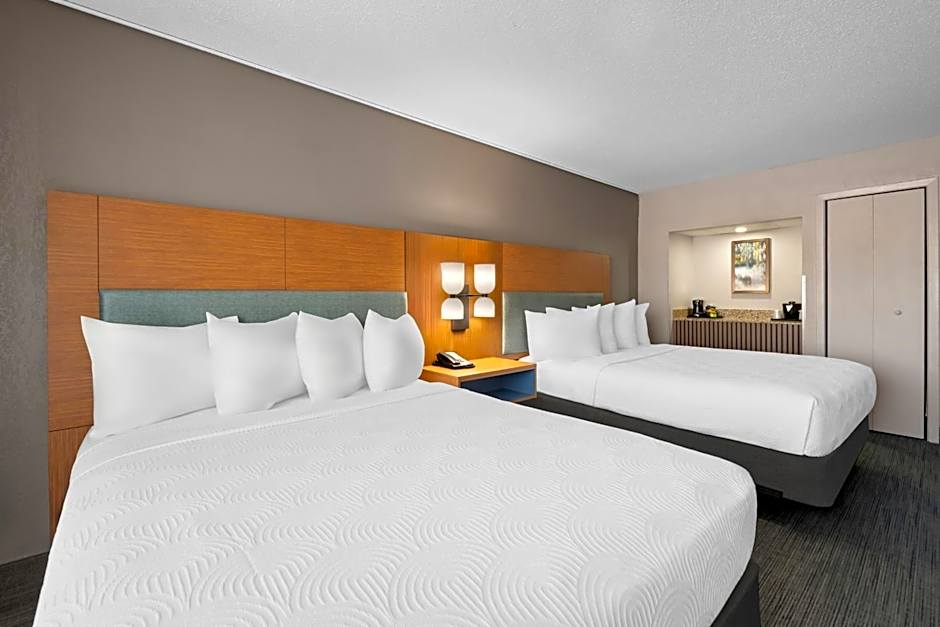 Country Inn & Suites by Radisson, Coon Rapids, MN
