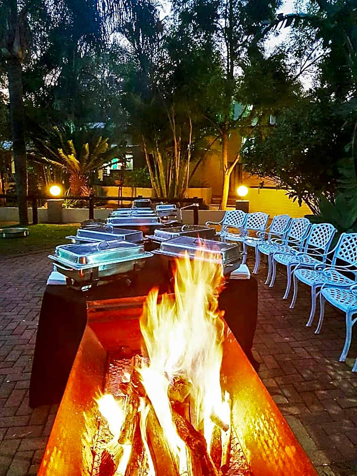 Safari Hotel & Convention Centre