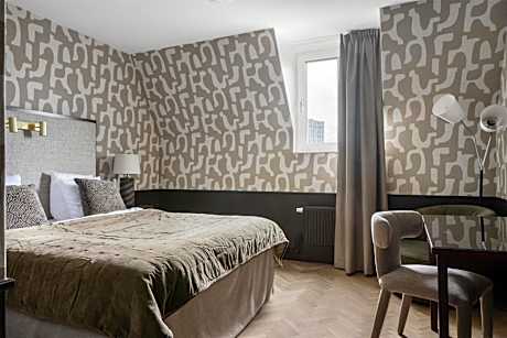 Queen Room 140 cm bed