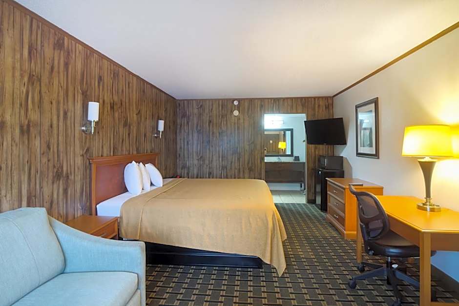 Tennessee Mountain Lodge Riverside by OYO