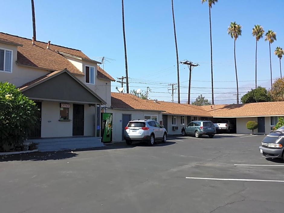 New Kansan Motel