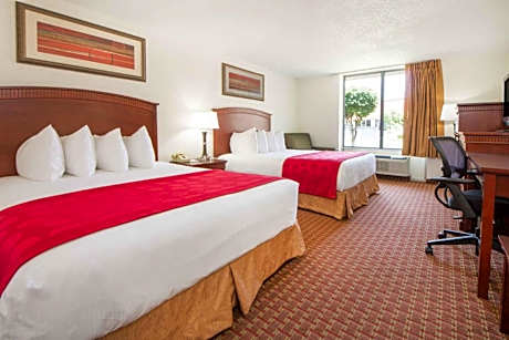 Queen Room with Two Queen Beds - Non-Smoking