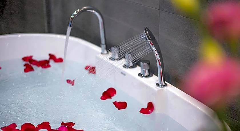 Lijiang Lize Graceland Artistic Suite Inn