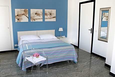 Triple Room with Terrace