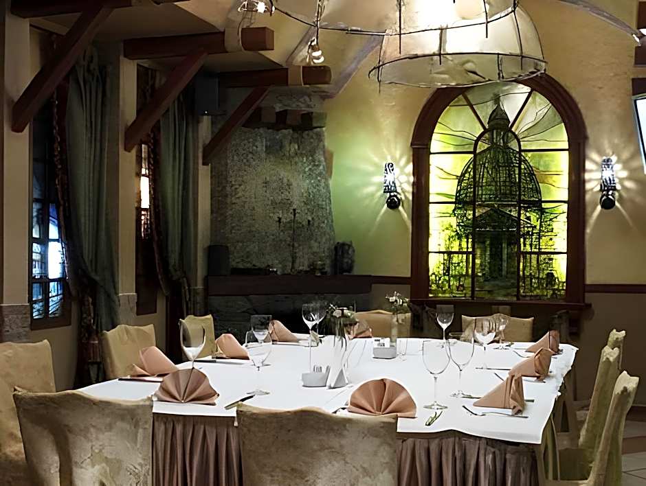 Cosmopolit Premier Art-Hotel