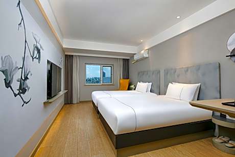 WH - Jingyi Bed Room