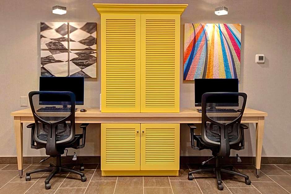 Home2 Suites By Hilton Carmel Indianapolis