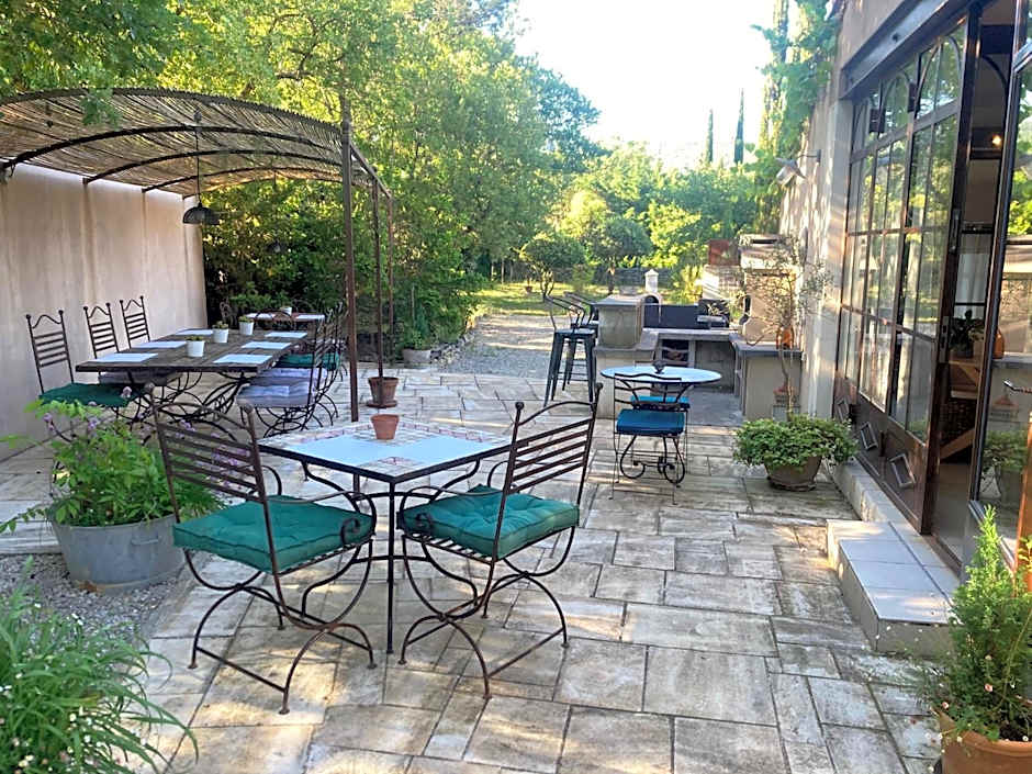 Clos des Lavandes - Chambres et Suites de charme climatisées-Luberon