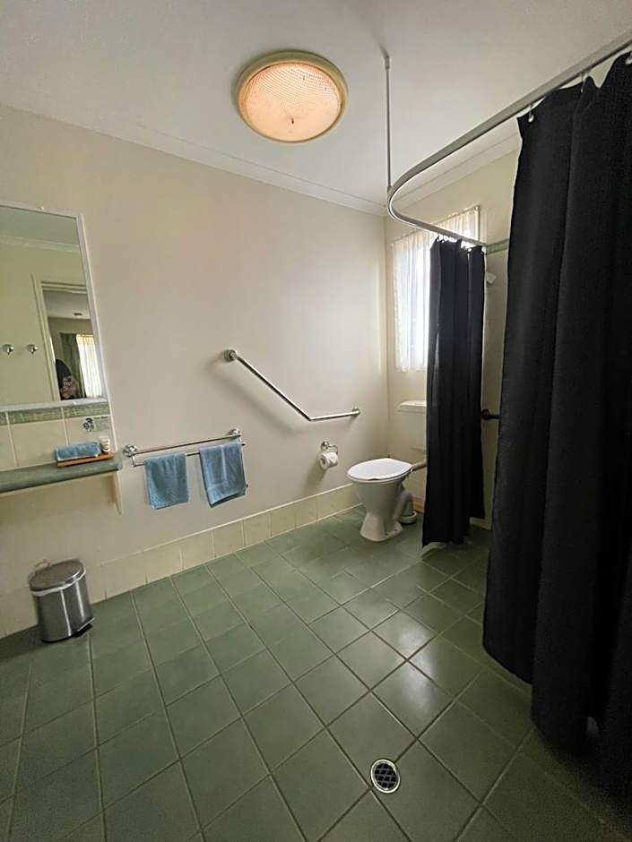 Warrego Motel
