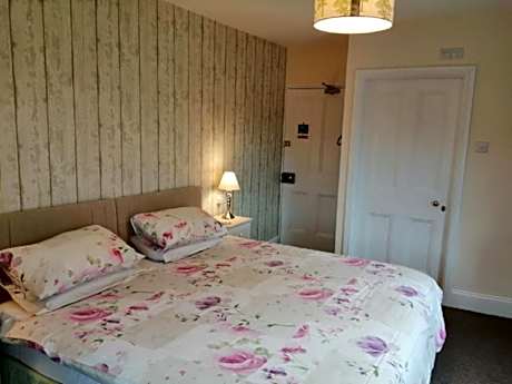 King Room with Mountain View