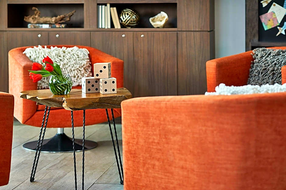 Renaissance Chicago Glenview Suites Hotel