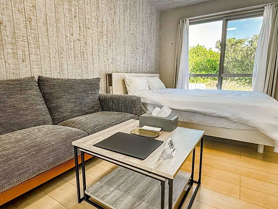 与那国むんぶステイ空港前