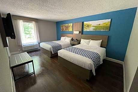 2 Queen Beds Suite Non-Smoking