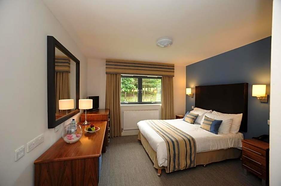 Stirling Court Hotel