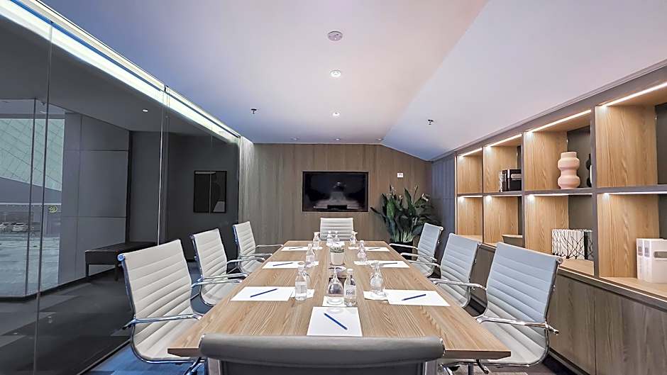 Fives Hotel Johor Bahru City Centre