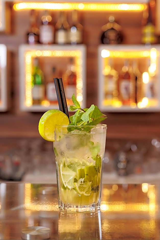 Green Wood Hotel & Spa