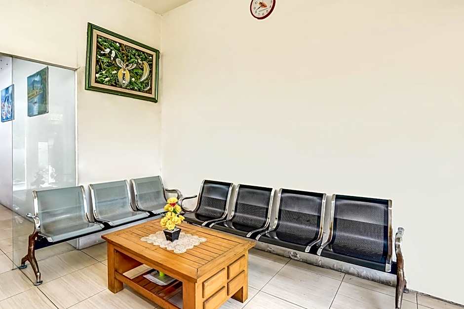 OYO 91361 Benlin D'kost Syariah